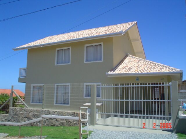Sobrado residencial de esquina – andamento