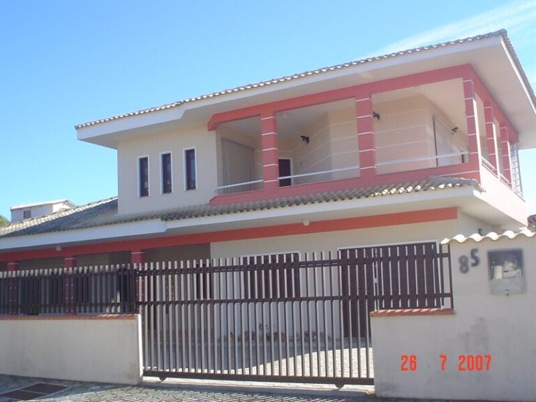 Sobrado residencial de esquina – andamento