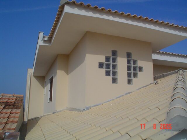 Sobrado residencial de esquina – andamento