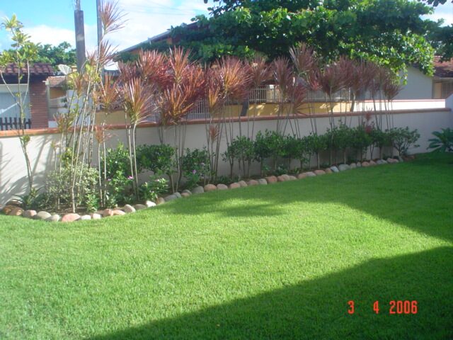 Sobrado residencial de esquina – andamento