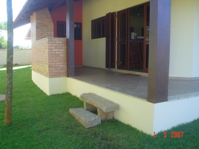 Sobrado residencial de esquina – andamento