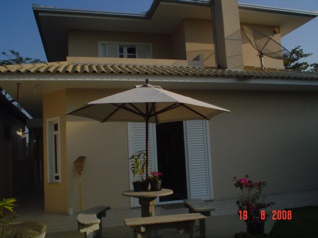 Sobrado residencial de esquina – andamento