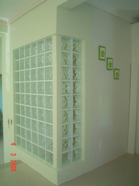 Sobrado residencial de esquina – andamento