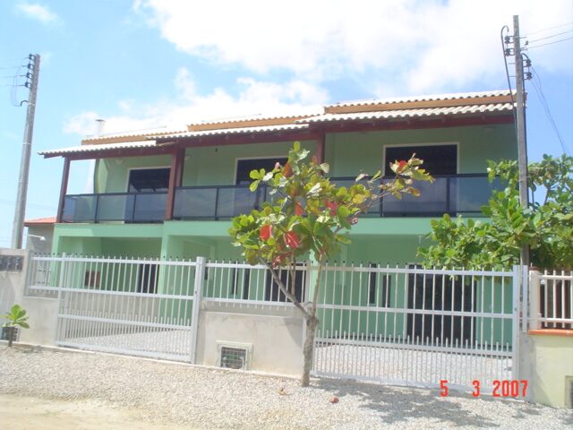 Sobrado residencial de esquina – andamento
