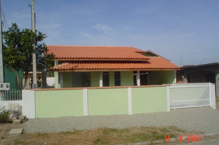 Sobrado residencial de esquina – andamento