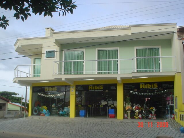 Sobrado residencial de esquina – andamento